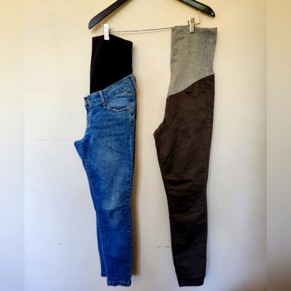2 Pairs of XS Maternity Pants